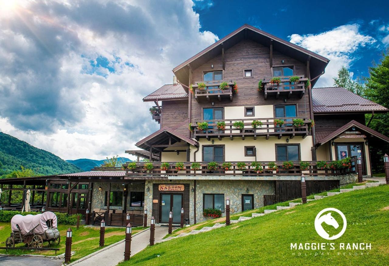 Maggie'S Ranch Hotel Râşnov Exterior photo